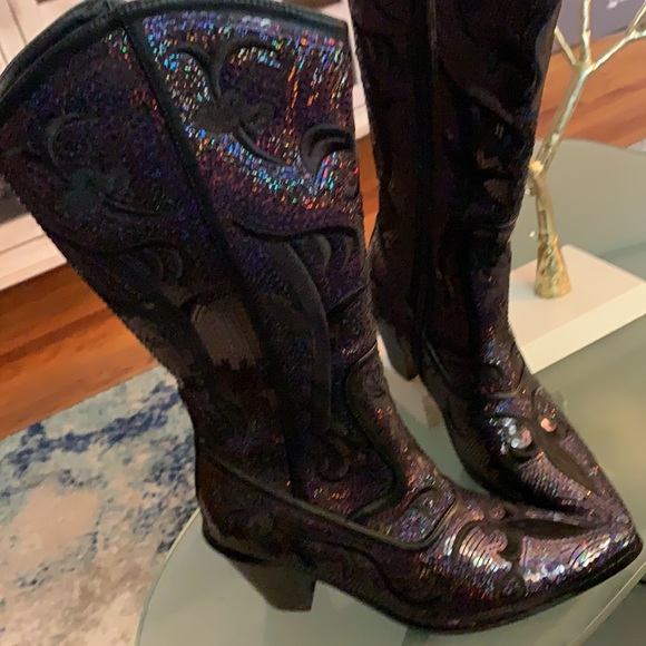 Awesome super cute purple sparkling cowboy boots size 7 excellent condition - Picture 2 of 6
